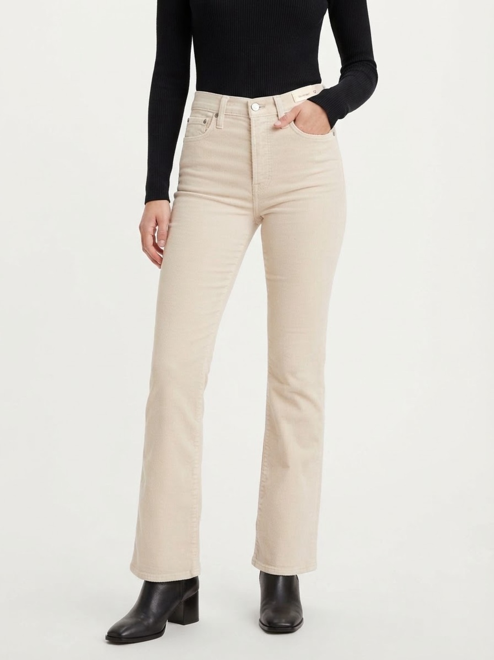 Levi’s Ribcage Bootcut Corduroy Jeans in Cream